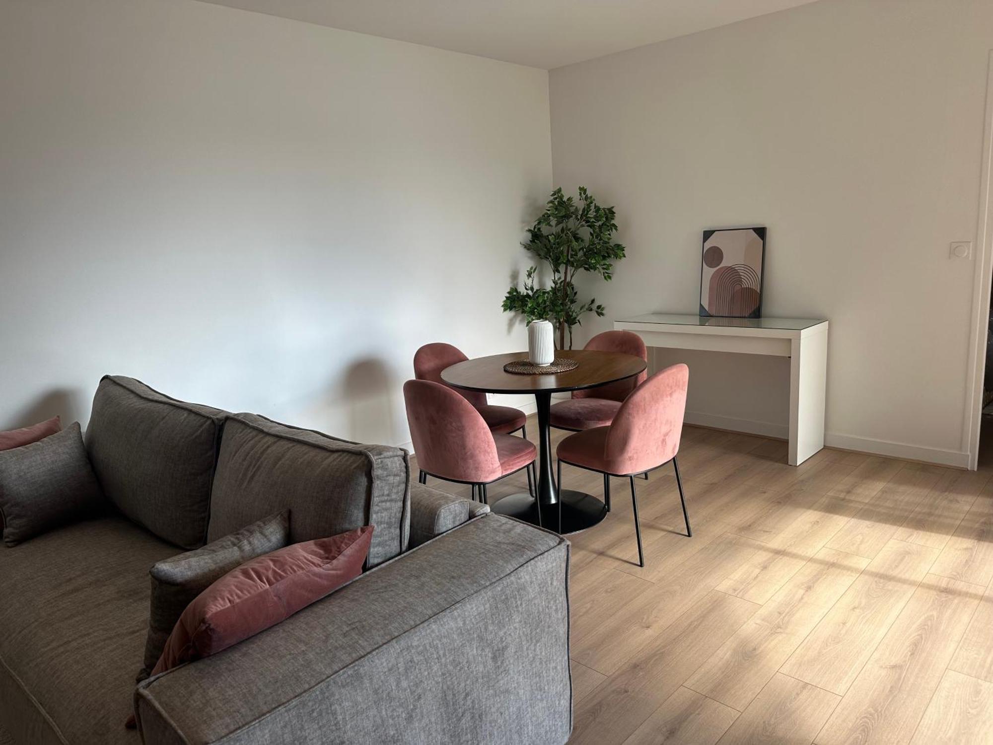 Appartement Proche Paris-Aeroport Cdg-Gare-Disney Villiers-le-Bel Esterno foto